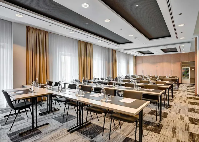 Mercure Mitte 4*